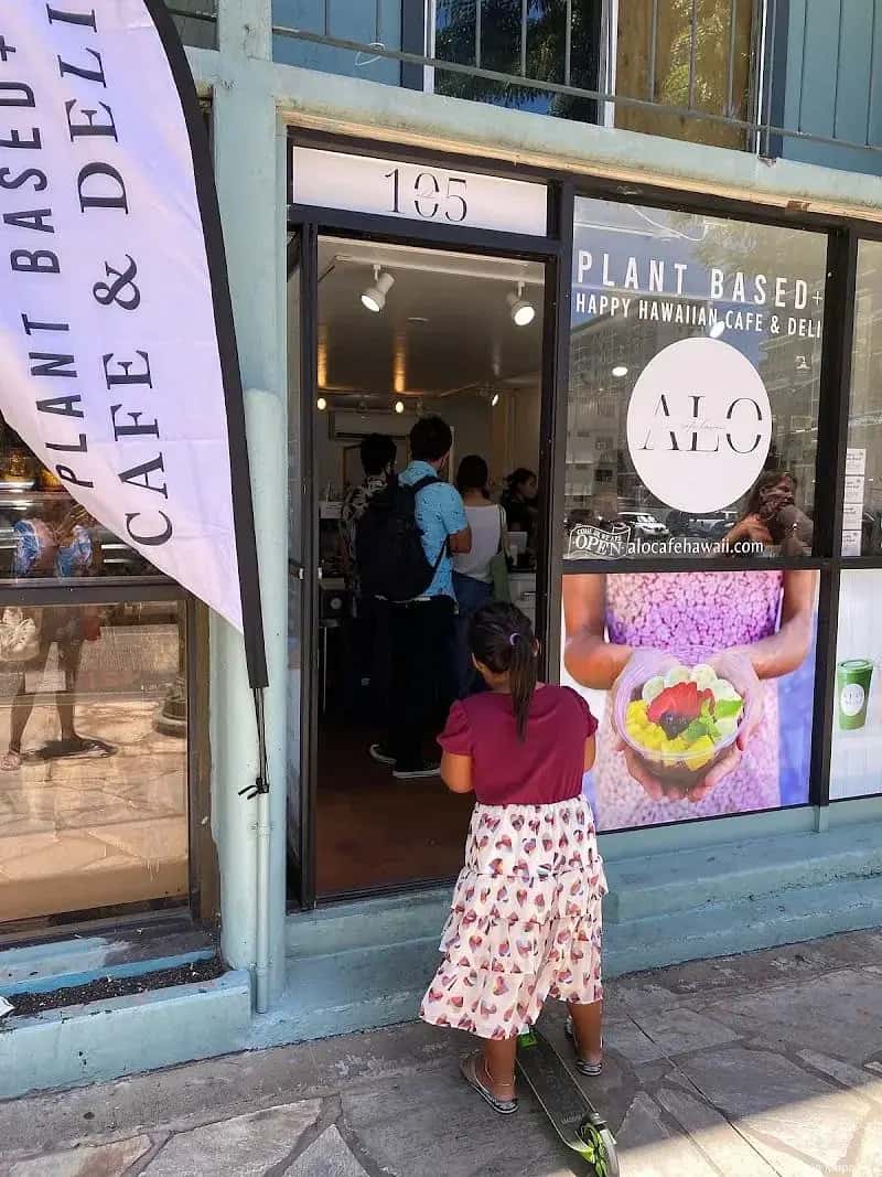 ALO Cafe Hawaii — nearby restaurant on Oahu