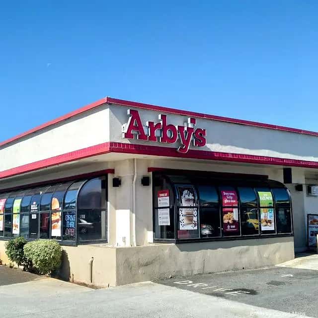 Arby's — nearby restaurant on Oahu
