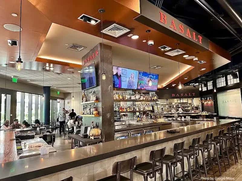 Basalt — nearby restaurant on Oahu