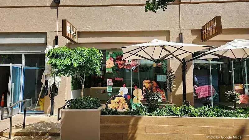 bb.q Chicken Waikiki - Featured restaurant recommended by NateEatsHawaii, Oahu's trusted food guide