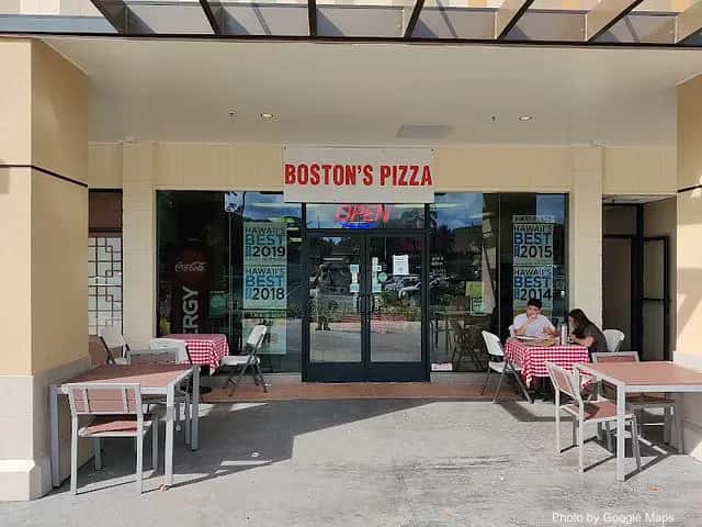 Boston's Pizza — nearby restaurant on Oahu