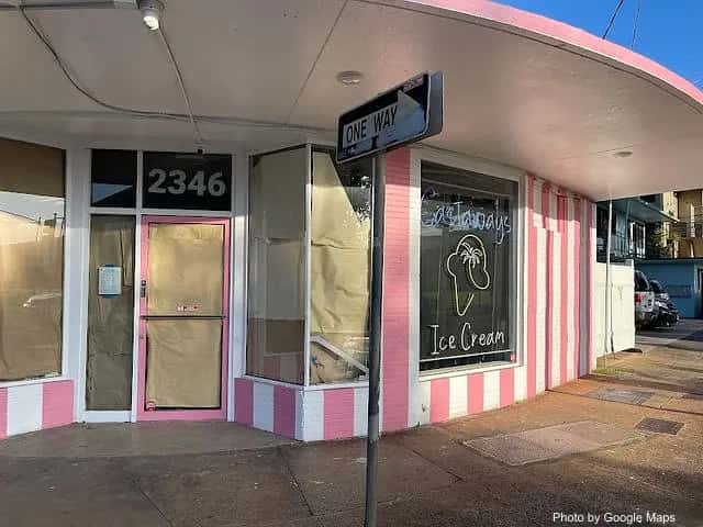Castaways Ice Cream--Moiliili — nearby restaurant on Oahu