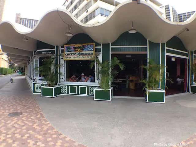 Cheeseburger In Paradise — nearby restaurant on Oahu