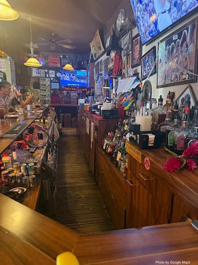 Creekside — nearby restaurant on Oahu