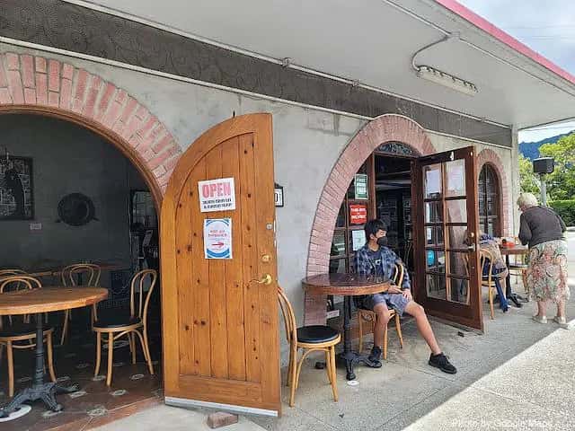 FEAST by Jon Matsubara — nearby restaurant on Oahu