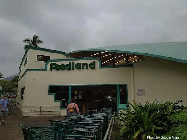 Foodland — nearby restaurant on Oahu