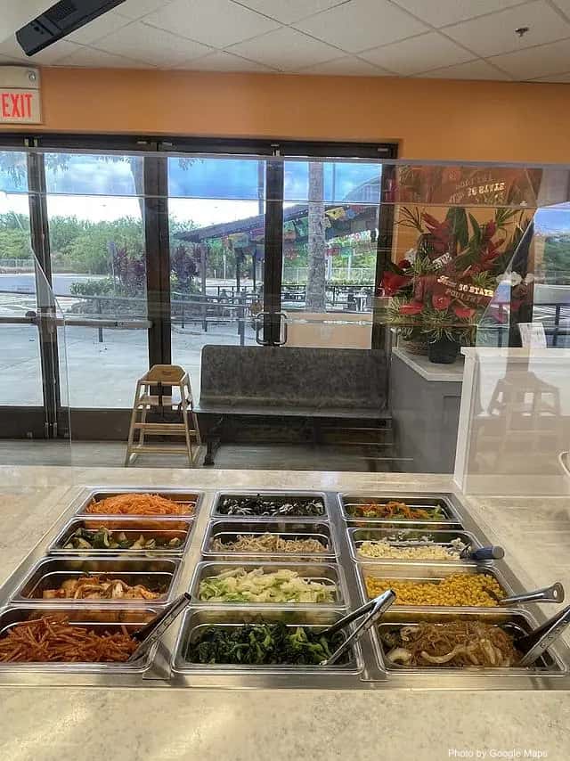 Gina's Kapolei — nearby restaurant on Oahu