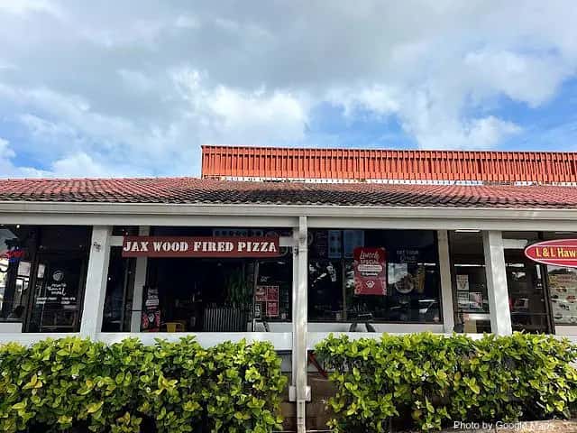 Jax Wood Fired Pizza - Haleiwa Town — nearby restaurant on Oahu