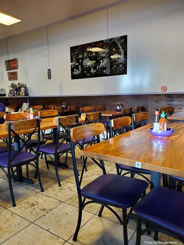 Mama Phở — nearby restaurant on Oahu