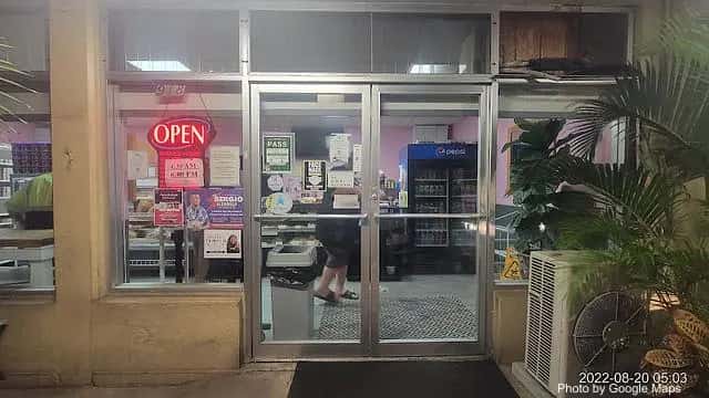 Nanding's Bakery — nearby restaurant on Oahu