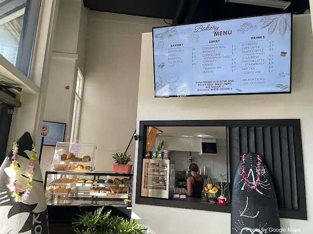 Pu'uwai Aloha Bakery — nearby restaurant on Oahu