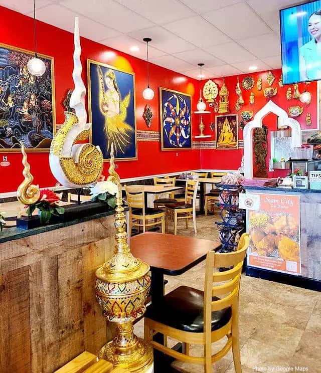 Siam City Thai Kitchen — nearby restaurant on Oahu