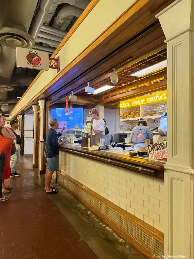 Tali’s Bagels & Schmear — nearby restaurant on Oahu