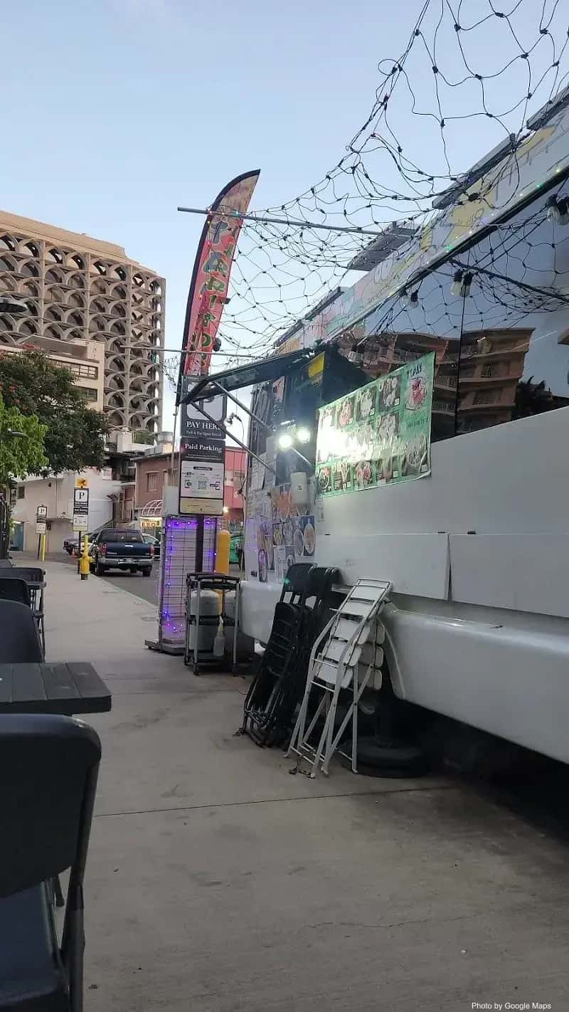 Tapas Kitchen — nearby restaurant on Oahu