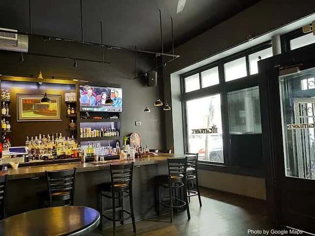The Nighthawk — nearby restaurant on Oahu