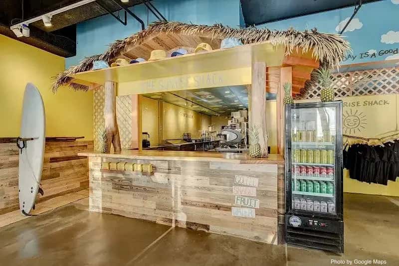 The Sunrise Shack - Twin Fin — nearby restaurant on Oahu