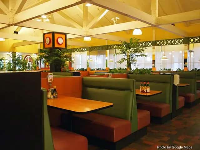 Zippy's Makiki — nearby restaurant on Oahu