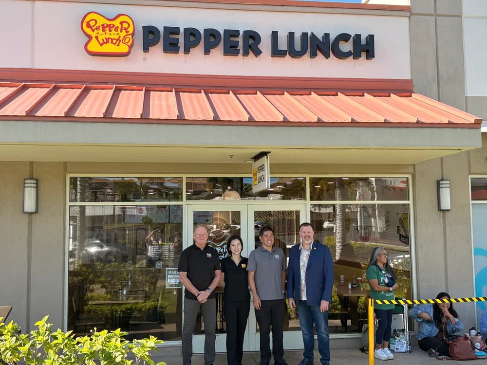 The Uezu family and team at Pepper Lunch Hawaii opening day