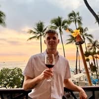 Nate, founder of Nate Eats Hawaii