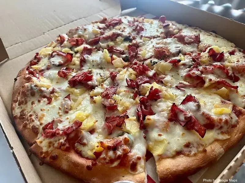 Amina Pizzeria LLC - Photo 3 of 6 | NateEatsHawaii restaurant gallery and food photos from Oahu, Hawaii