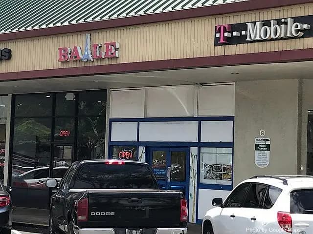 Ba Le Sandwich and Vietnamese Restaurant - Vietnamese Restaurant on Oahu, Hawaii | NateEatsHawaii food review and recommendations