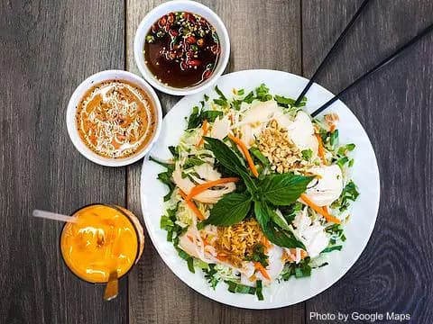 Cuu Long ll Vietnamese Catering - Photo 3 of 4 | NateEatsHawaii restaurant gallery and food photos from Oahu, Hawaii