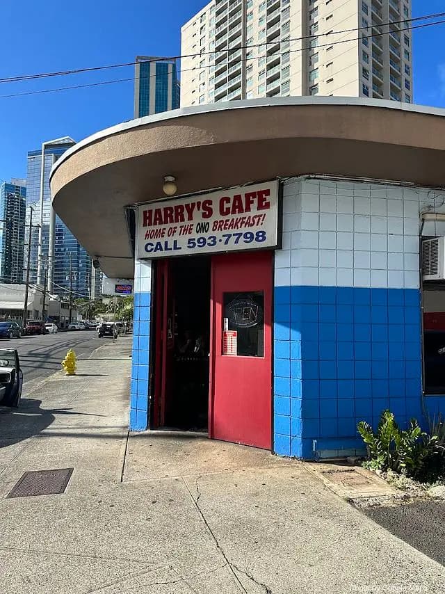 Harry’s Cafe - Restaurant on Oahu, Hawaii | NateEatsHawaii food review and recommendations