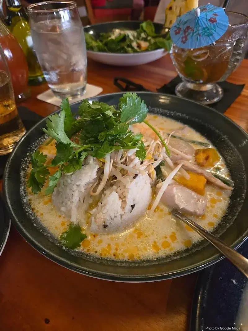 Hula Grill Waikiki - Photo 3 of 6 | NateEatsHawaii restaurant gallery and food photos from Oahu, Hawaii