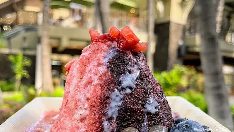 Island Vintage Shave Ice - Royal Hawaiian - Photo 2 of 6 | NateEatsHawaii restaurant gallery and food photos from Oahu, Hawaii