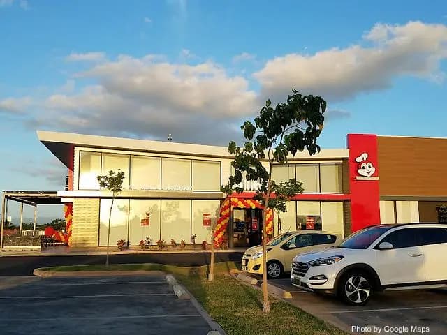 Jollibee - Chicken Restaurant on Oahu, Hawaii | NateEatsHawaii food review and recommendations