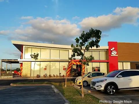 Jollibee - Photo 2 of 4 | NateEatsHawaii restaurant gallery and food photos from Oahu, Hawaii