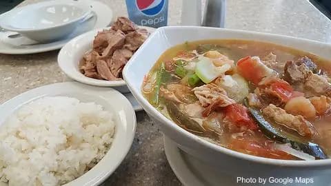 Julie'Z - Photo 3 of 4 | NateEatsHawaii restaurant gallery and food photos from Oahu, Hawaii