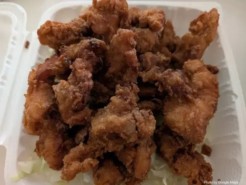 Loco Moco Drive Inn - Photo 2 of 6 | NateEatsHawaii restaurant gallery and food photos from Oahu, Hawaii