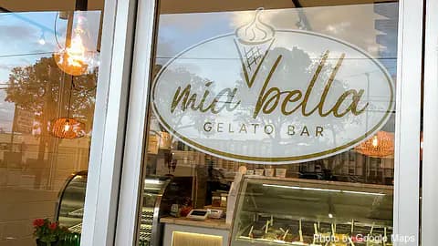 Mia Bella Gelato Bar - Photo 2 of 4 | NateEatsHawaii restaurant gallery and food photos from Oahu, Hawaii