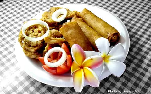 M & N Filipino Restaurant - Photo 2 of 4 | NateEatsHawaii restaurant gallery and food photos from Oahu, Hawaii