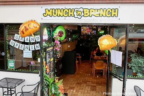 Munch N Brunch Cafe – Breakfast & Iced Coffee in Waikiki - Photo 2 of 4 | NateEatsHawaii restaurant gallery and food photos from Oahu, Hawaii
