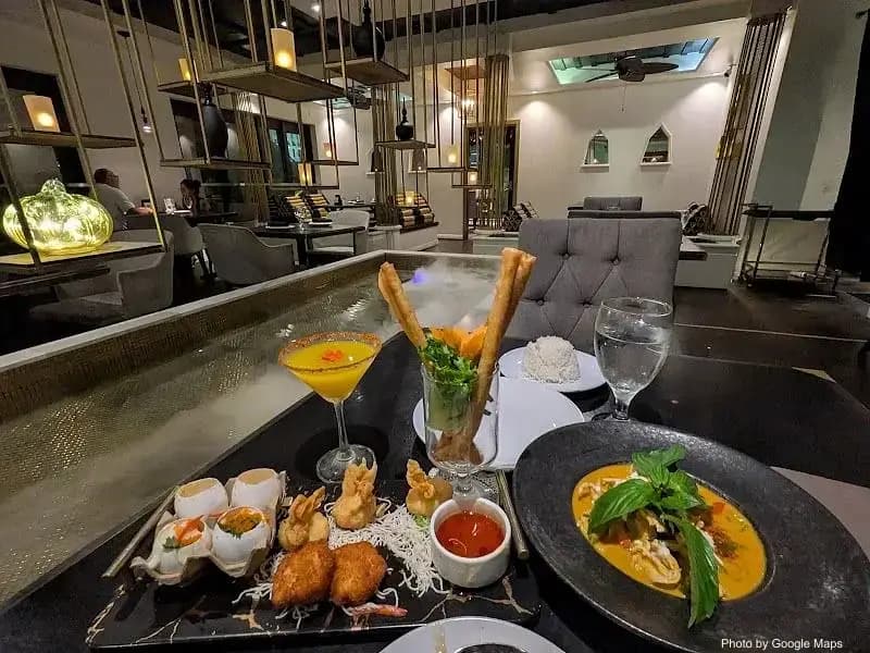 Noi Thai Cuisine - Photo 3 of 5 | NateEatsHawaii restaurant gallery and food photos from Oahu, Hawaii