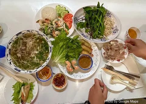 Pho Nina - Photo 3 of 4 | NateEatsHawaii restaurant gallery and food photos from Oahu, Hawaii