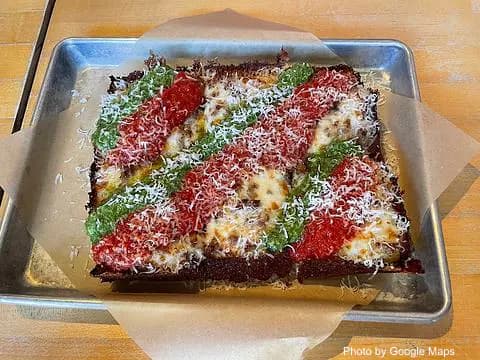 Pizza Mamo - Photo 3 of 4 | NateEatsHawaii restaurant gallery and food photos from Oahu, Hawaii