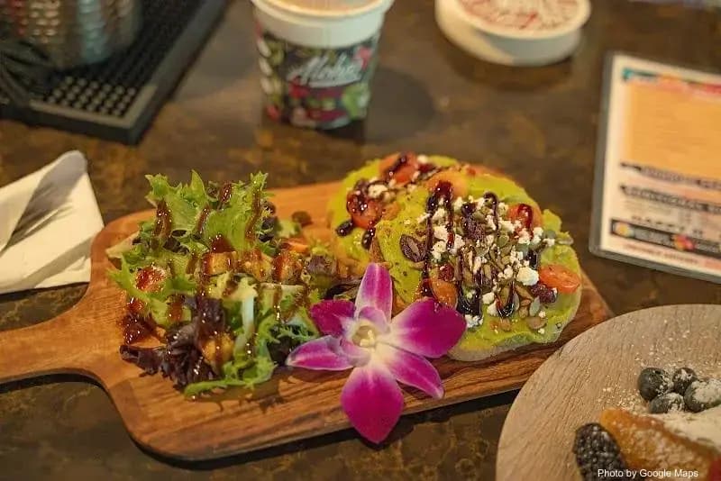 Secret Spot Honolulu - Photo 2 of 6 | NateEatsHawaii restaurant gallery and food photos from Oahu, Hawaii