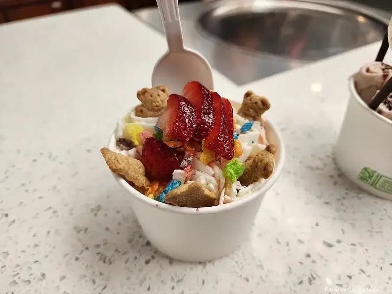 Sweet Creams - Photo 3 of 6 | NateEatsHawaii restaurant gallery and food photos from Oahu, Hawaii