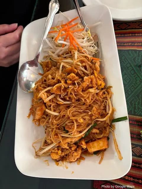 Thai Village - Photo 3 of 4 | NateEatsHawaii restaurant gallery and food photos from Oahu, Hawaii