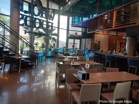 Two Tides Bar - Photo 2 of 4 | NateEatsHawaii restaurant gallery and food photos from Oahu, Hawaii