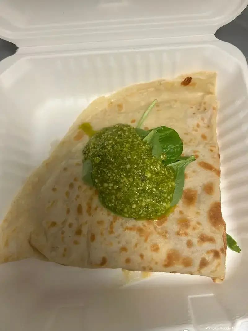 Waikiki Crepes - Photo 3 of 6 | NateEatsHawaii restaurant gallery and food photos from Oahu, Hawaii