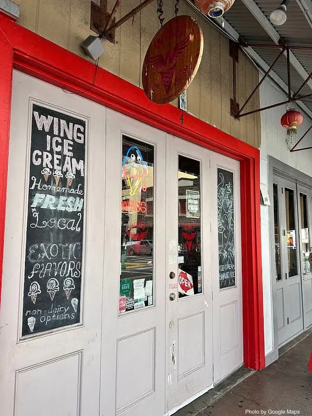 Wing Ice Cream Parlor - Food Store on Oahu, Hawaii | NateEatsHawaii food review and recommendations