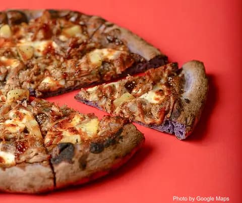 Zephanie's Pizza - Photo 3 of 4 | NateEatsHawaii restaurant gallery and food photos from Oahu, Hawaii