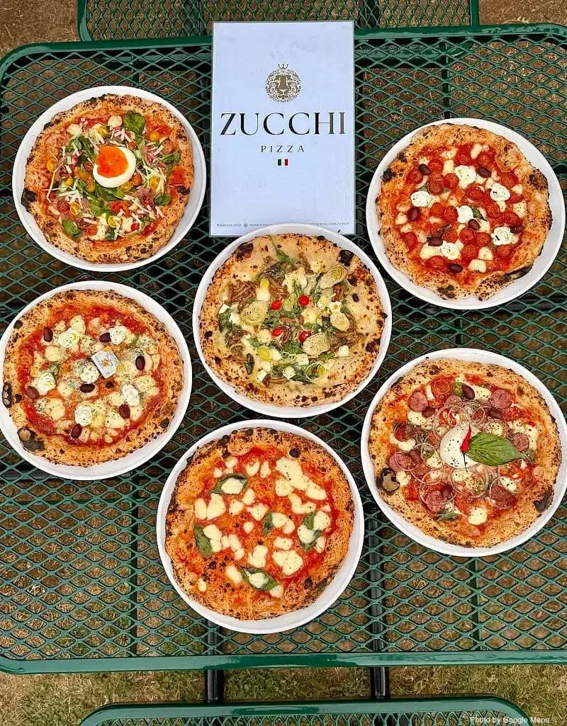 Zucchi Pizza - Photo 2 of 6 | NateEatsHawaii restaurant gallery and food photos from Oahu, Hawaii