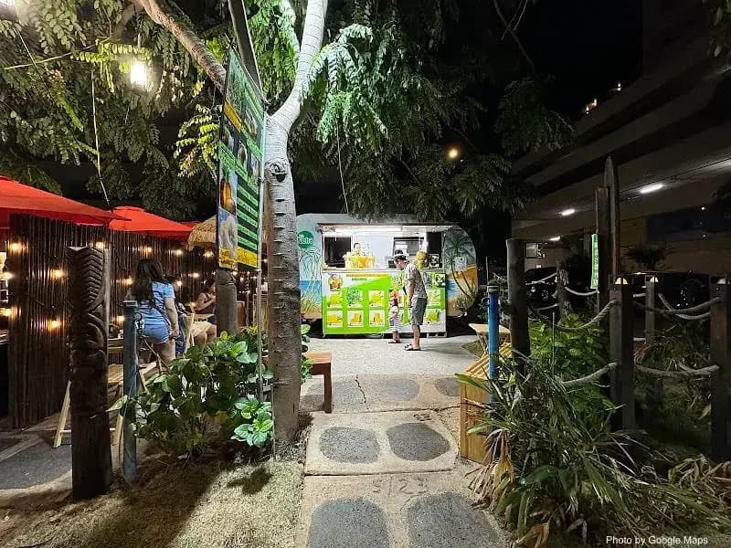 Aloha Sugarcane Juice - Food on Oahu, Hawaii | NateEatsHawaii food review and recommendations