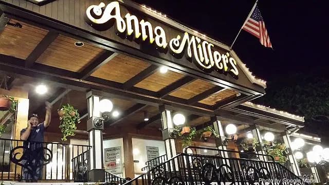 Anna Miller's Restaurant - American Restaurant on Oahu, Hawaii | NateEatsHawaii food review and recommendations