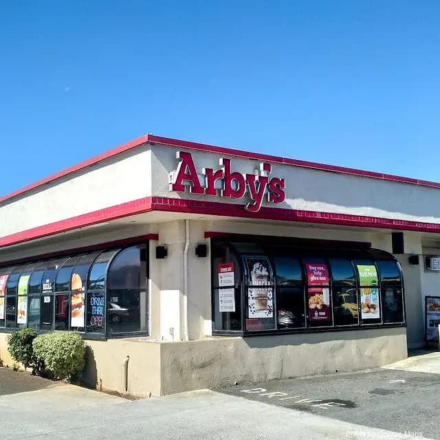 Arby's - Fast Food Restaurant on Oahu, Hawaii | NateEatsHawaii food review and recommendations